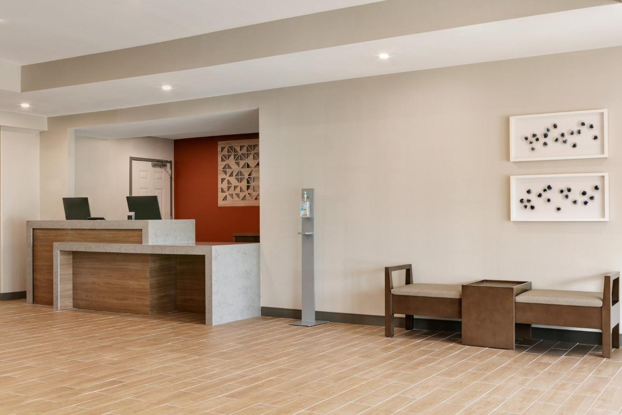 Candlewood Suites Kansas City Northeast By Ihg Eksteriør billede