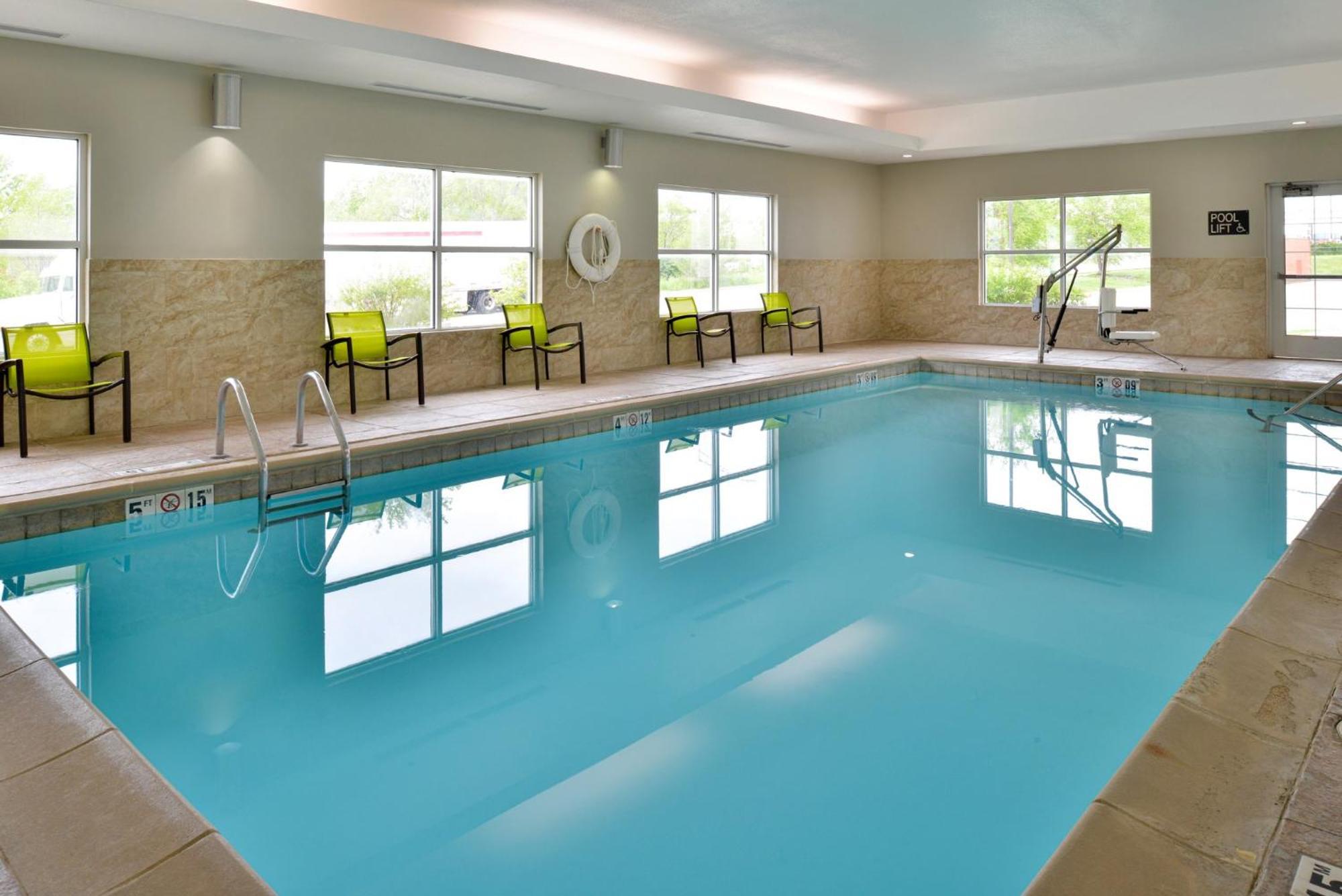 Candlewood Suites Kansas City Northeast By Ihg Eksteriør billede