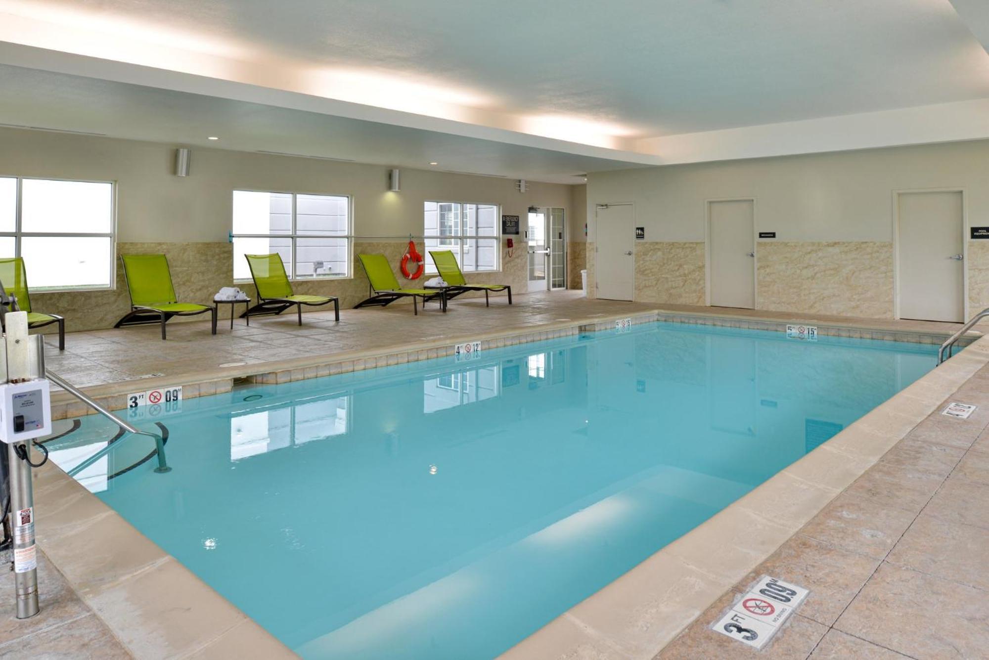 Candlewood Suites Kansas City Northeast By Ihg Eksteriør billede