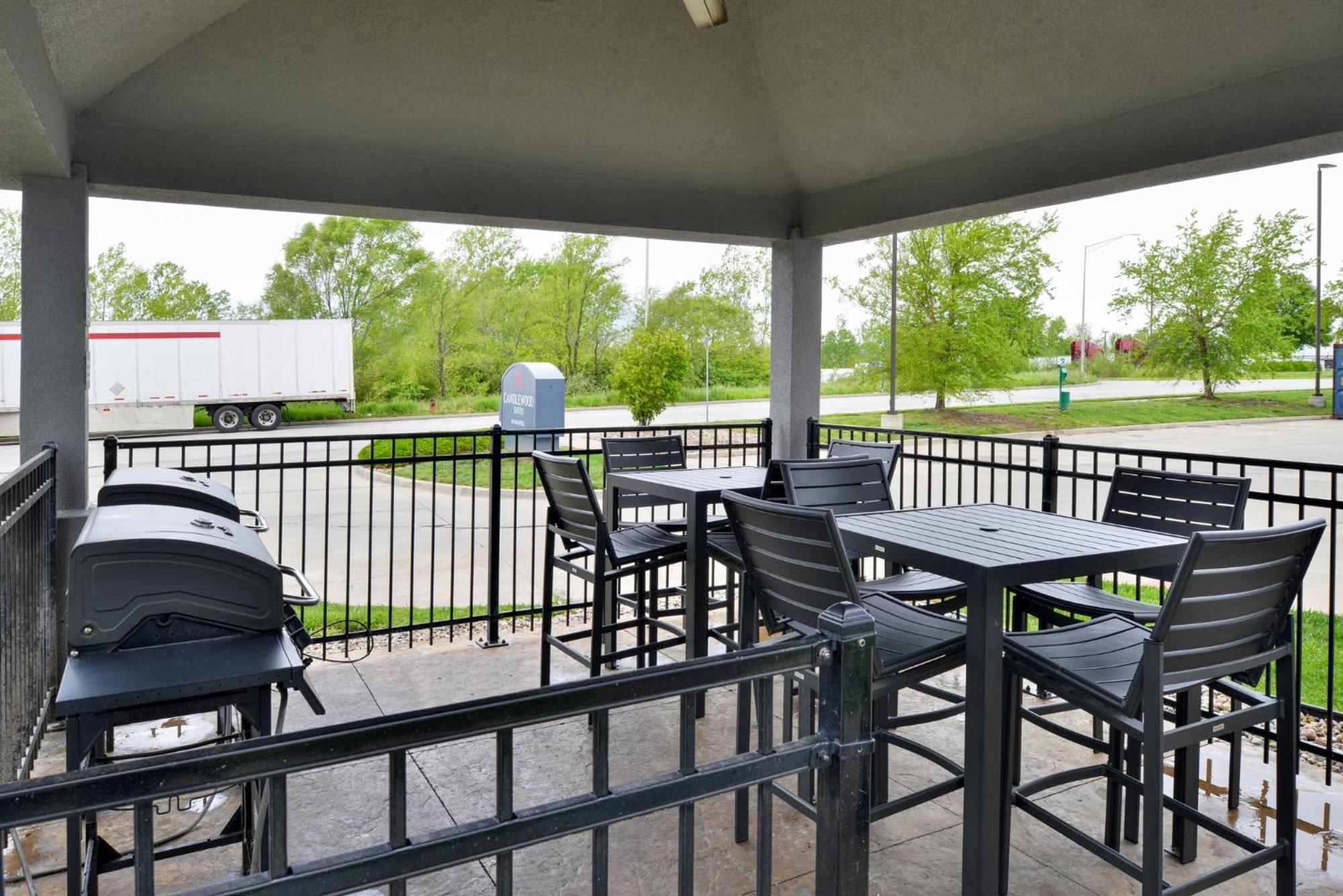 Candlewood Suites Kansas City Northeast By Ihg Eksteriør billede